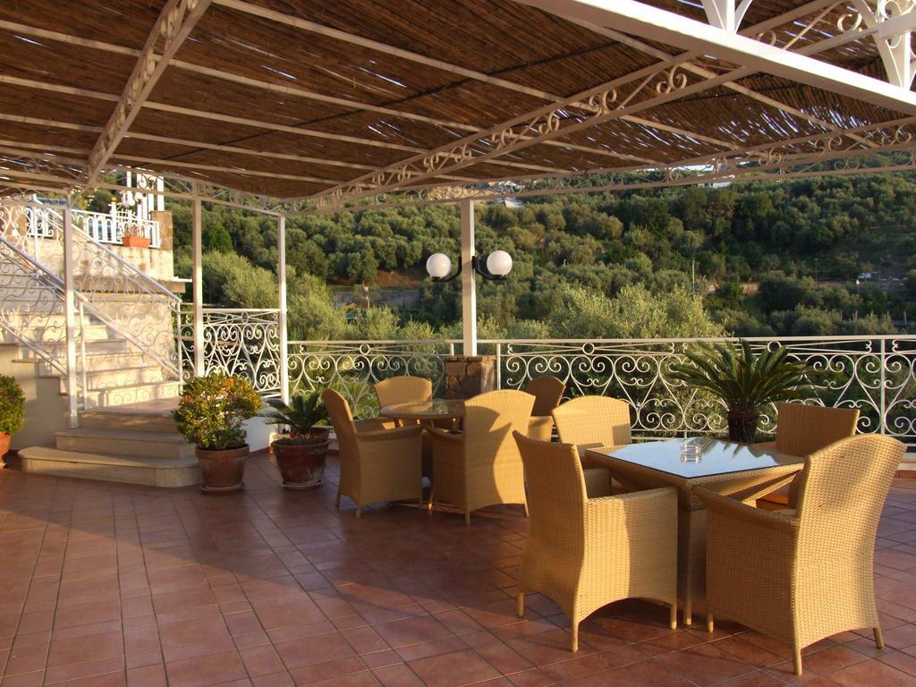 Hotel Dania Sorrento Dış mekan fotoğraf