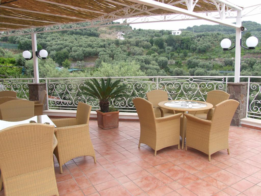 Hotel Dania Sorrento Dış mekan fotoğraf