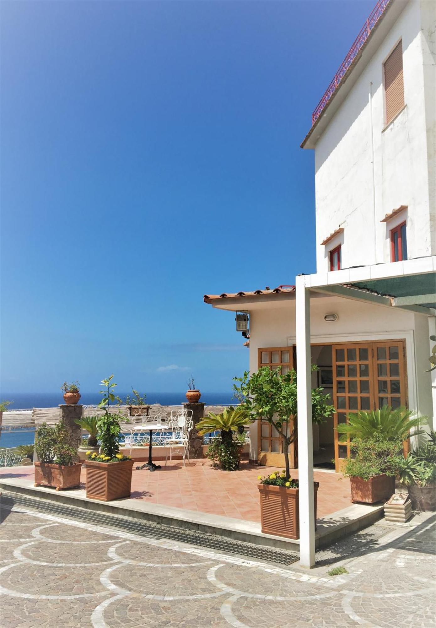 Hotel Dania Sorrento Dış mekan fotoğraf