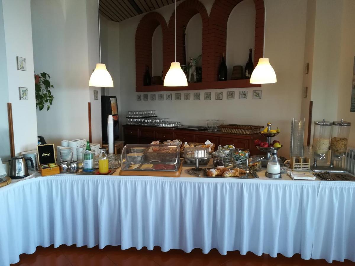 Hotel Dania Sorrento Dış mekan fotoğraf